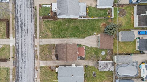 Tiny photo for 370 Washington Avenue, Tonawanda, NY 14127 (MLS # B1655462)