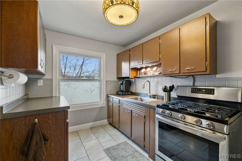 Tiny photo for 370 Washington Avenue, Tonawanda, NY 14127 (MLS # B1655462)