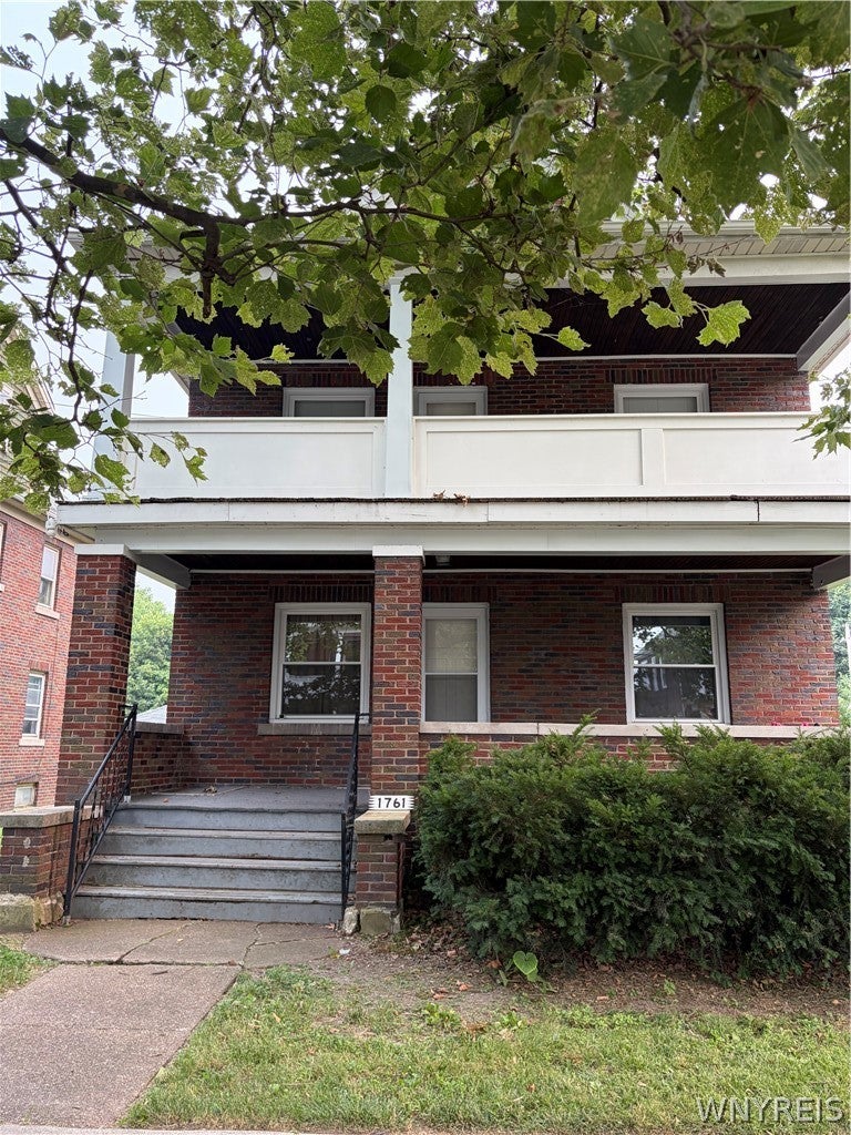 Photo of 1761 Welch Avenue #Upper, Niagara Falls, NY 14303 (MLS # B1699532)