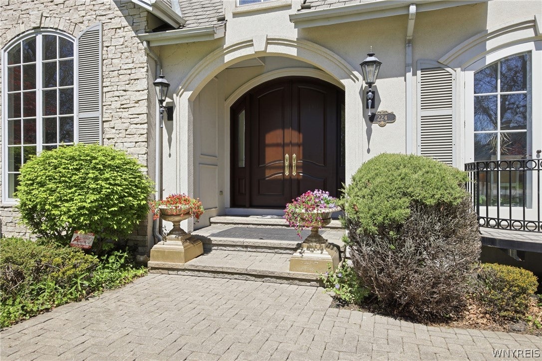 224 Village Pointe Lane
