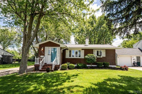 Homes For Sale - 435 Fries Road<br/> Tonawanda, NY 14150