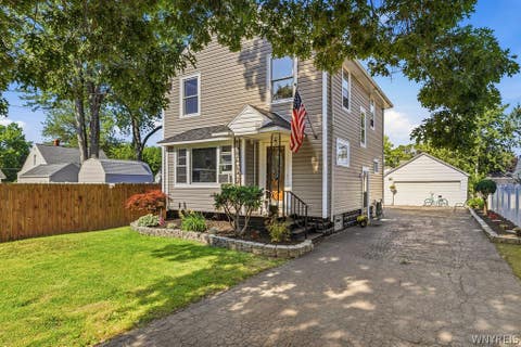 Homes For Sale - 620 86th Street<br/> Niagara Falls, NY 14304