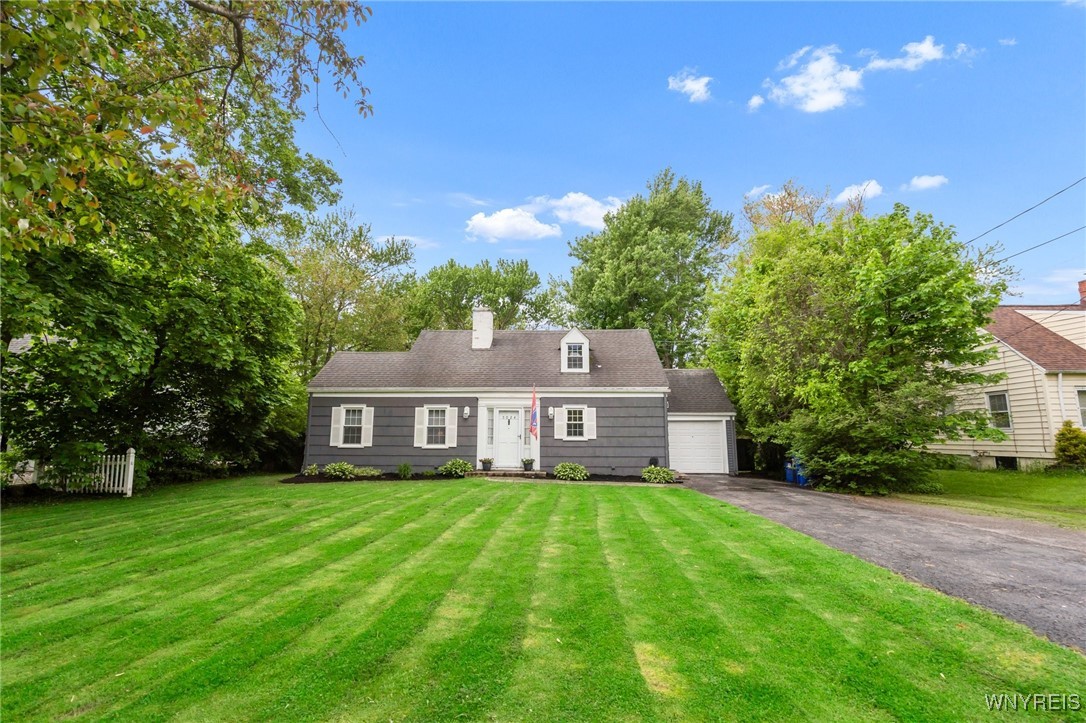 5024 Callan Drive, Lewiston, New York image 1