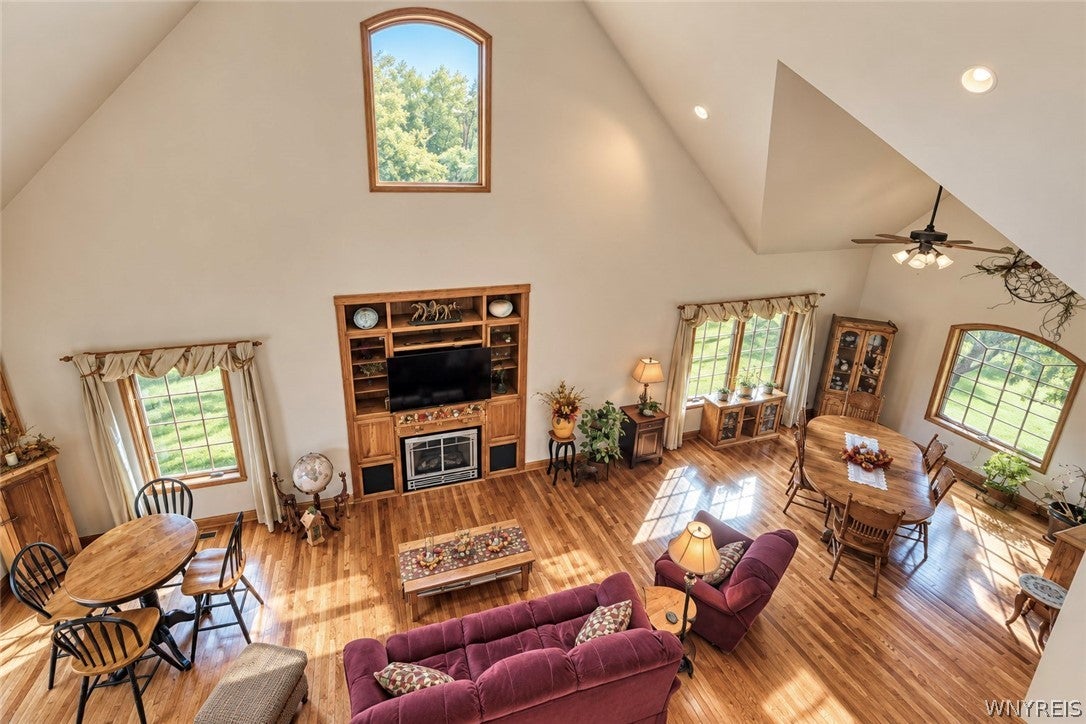 8 Aspen Drive