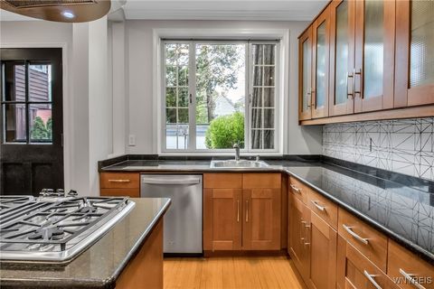 Tiny photo for 142 Lexington Avenue, Buffalo, NY 14222 (MLS # B1646048)