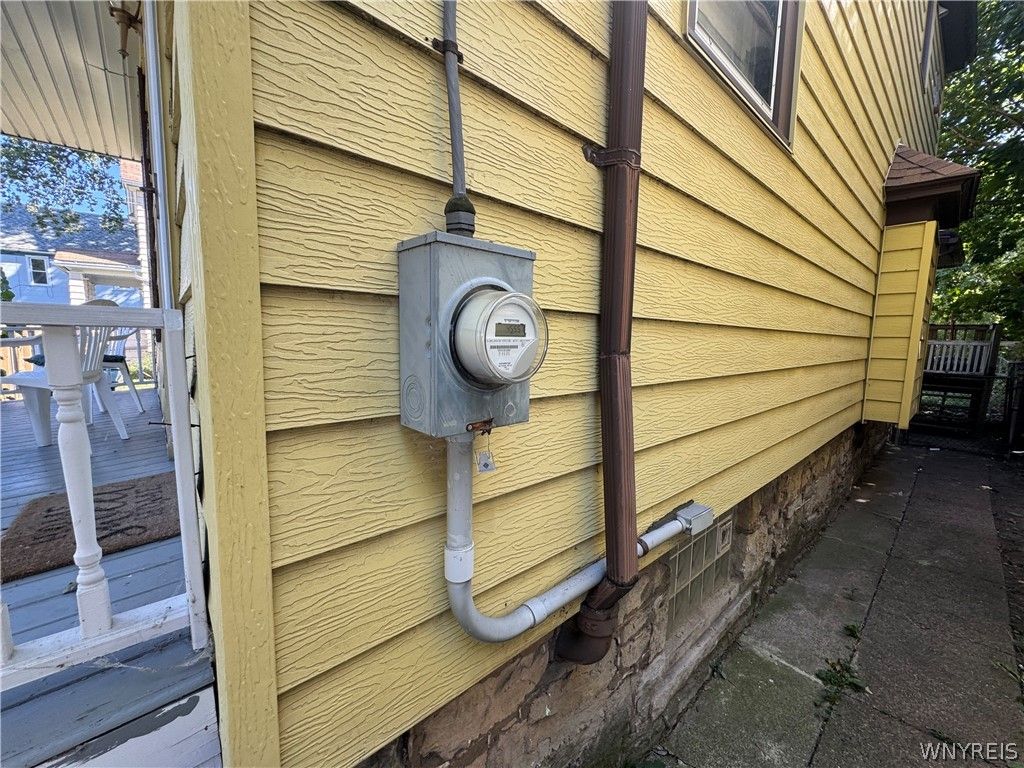 Photo of 1705 Niagara Street, Niagara Falls, NY 14303 (MLS # B1679165)