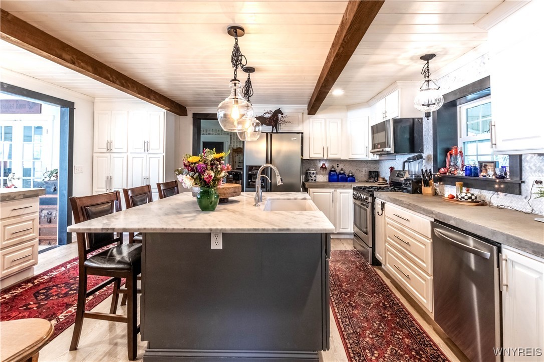 470 Buffalo Road, Aurora, New York image 5