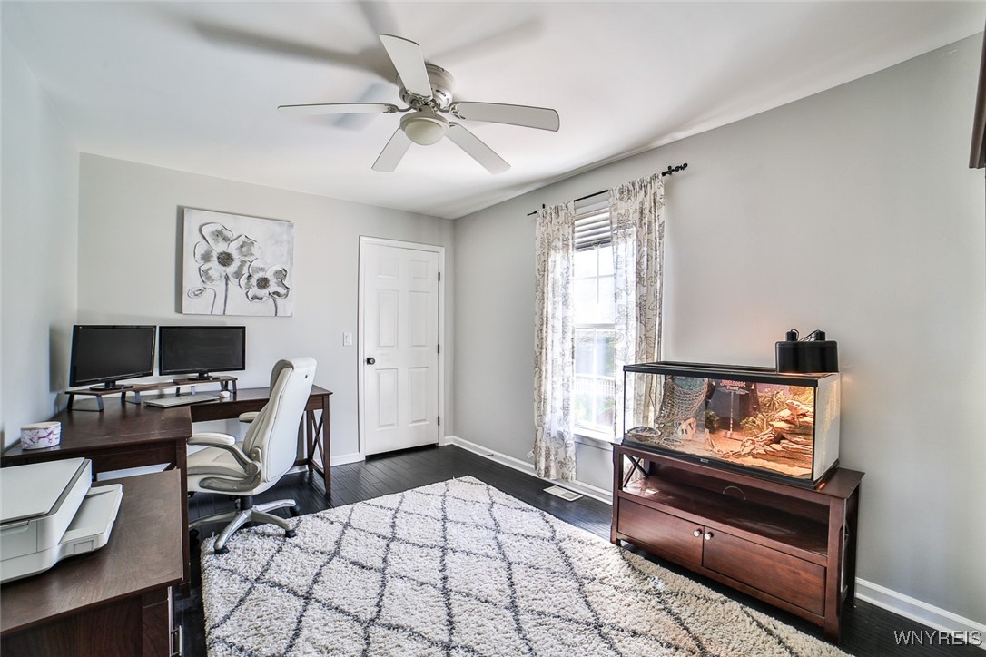 2224 Hunters Hollow Lane, Hamburg, New York image 32