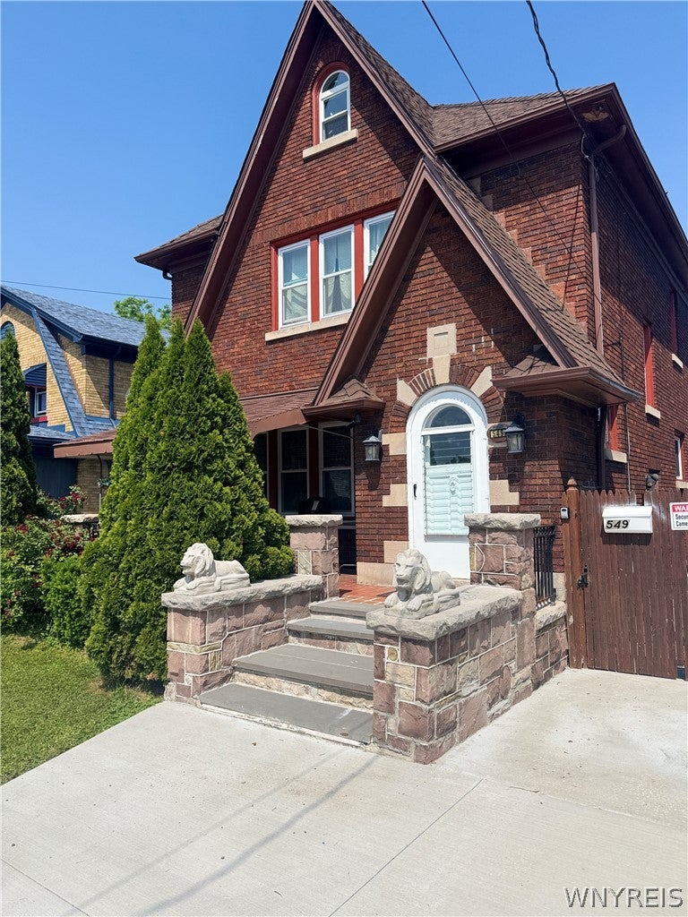 Photo 1 of 2 — 549 15th Street, Niagara Falls, NY 14301