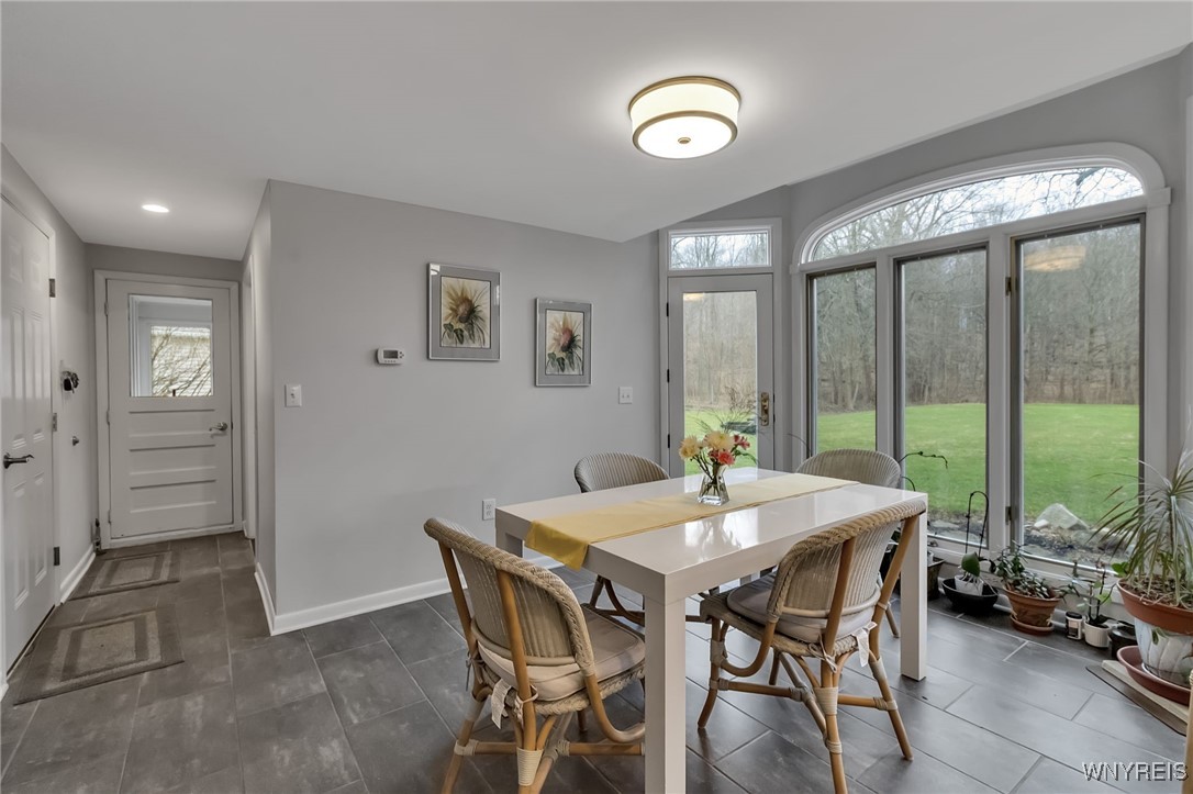 9005 Cliffside Drive, Clarence, New York image 10