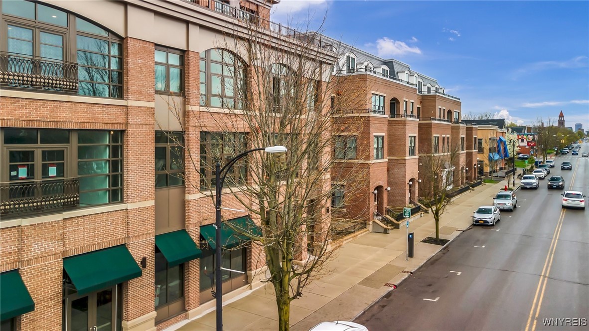1111 Elmwood Avenue 302