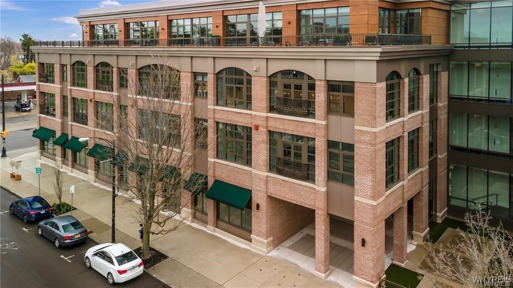 1111 Elmwood Avenue 302