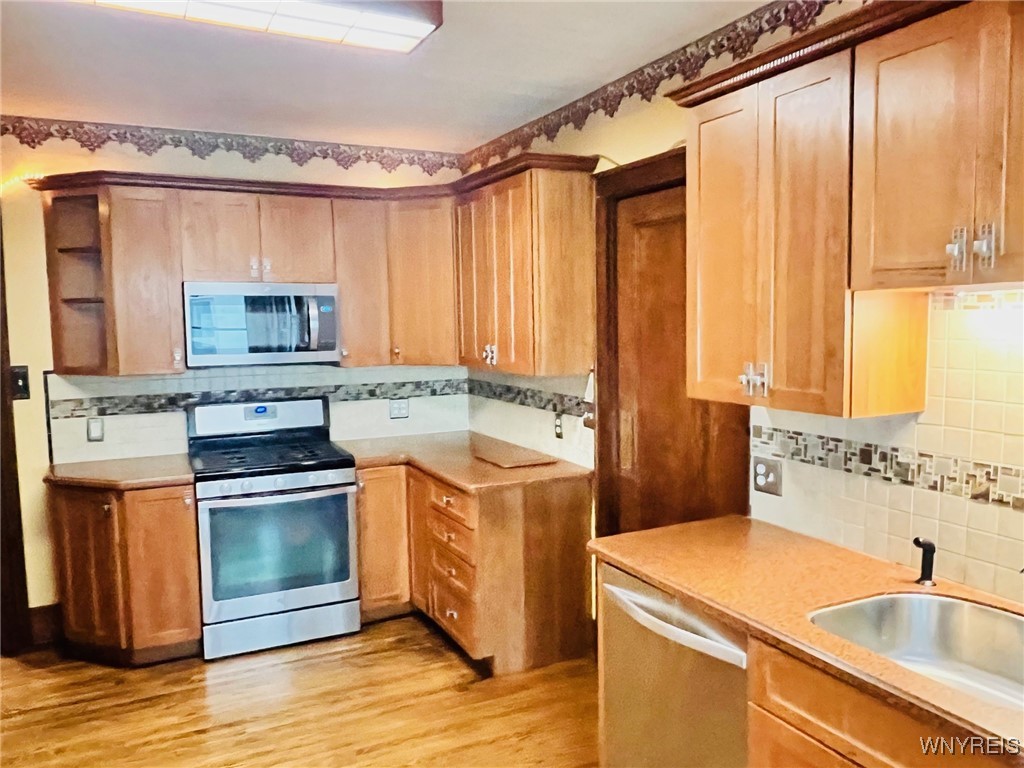104 Long Avenue, Hamburg, New York image 3