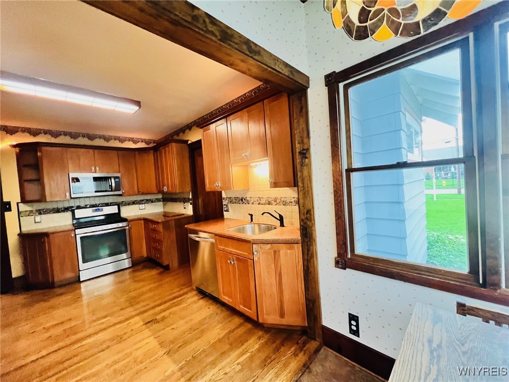 104 Long Avenue, Hamburg, New York image 8