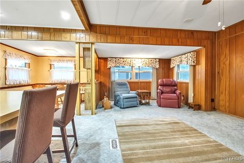 Tiny photo for 41 S Roxbury Drive, Hamburg, NY 14075 (MLS # B1655505)