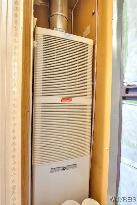 Tiny photo for 41 S Roxbury Drive, Hamburg, NY 14075 (MLS # B1655505)