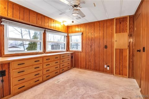 Tiny photo for 41 S Roxbury Drive, Hamburg, NY 14075 (MLS # B1655505)