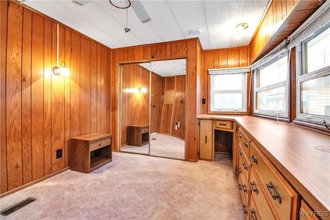 Tiny photo for 41 S Roxbury Drive, Hamburg, NY 14075 (MLS # B1655505)