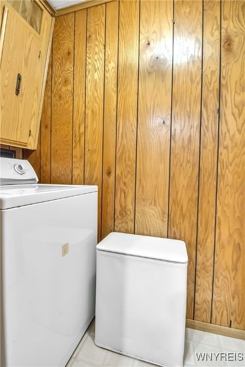 Tiny photo for 41 S Roxbury Drive, Hamburg, NY 14075 (MLS # B1655505)