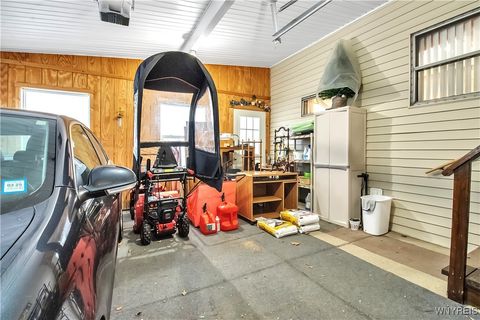 Tiny photo for 41 S Roxbury Drive, Hamburg, NY 14075 (MLS # B1655505)