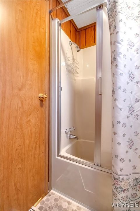 Tiny photo for 41 S Roxbury Drive, Hamburg, NY 14075 (MLS # B1655505)