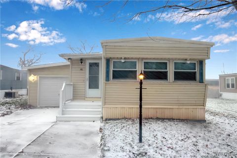 Tiny photo for 41 S Roxbury Drive, Hamburg, NY 14075 (MLS # B1655505)