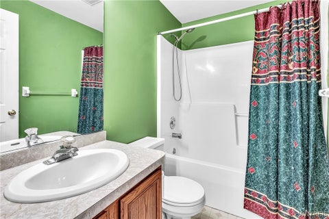 Tiny photo for 33 Olde Stone Lane, Lancaster, NY 14086 (MLS # B1725991)