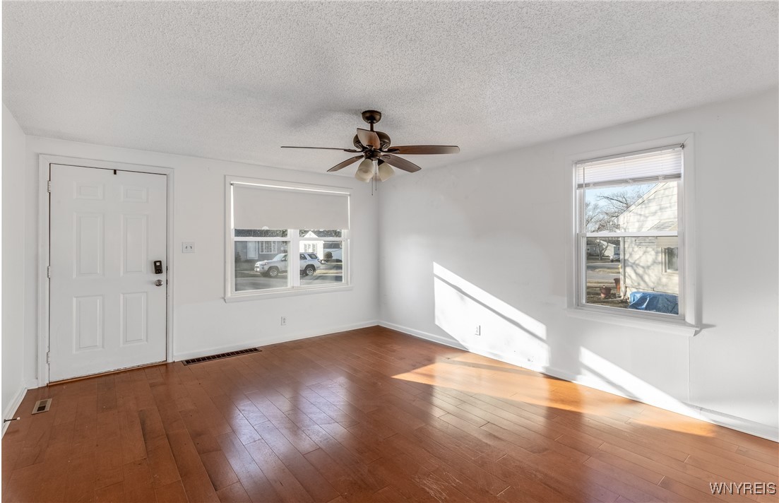 46 Fairhaven Drive, Cheektowaga, New York image 13
