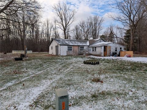 Tiny photo for 6550 Dale Road, Newfane, NY 14108 (MLS # B1655390)