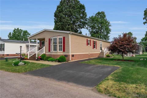 Tiny photo for 9834 Tottenham Avenue, Clarence, NY 14031 (MLS # B1701328)