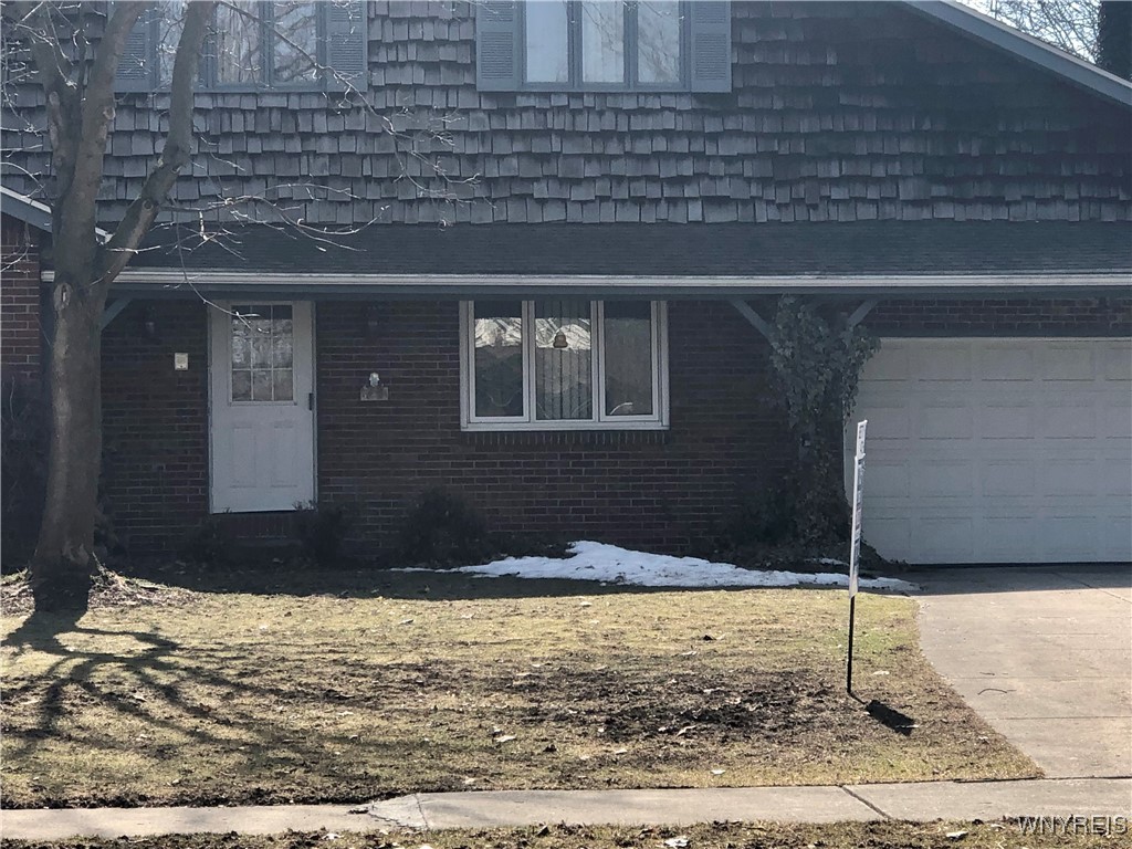 148 Marlin Drive, Grand Island, New York image 2