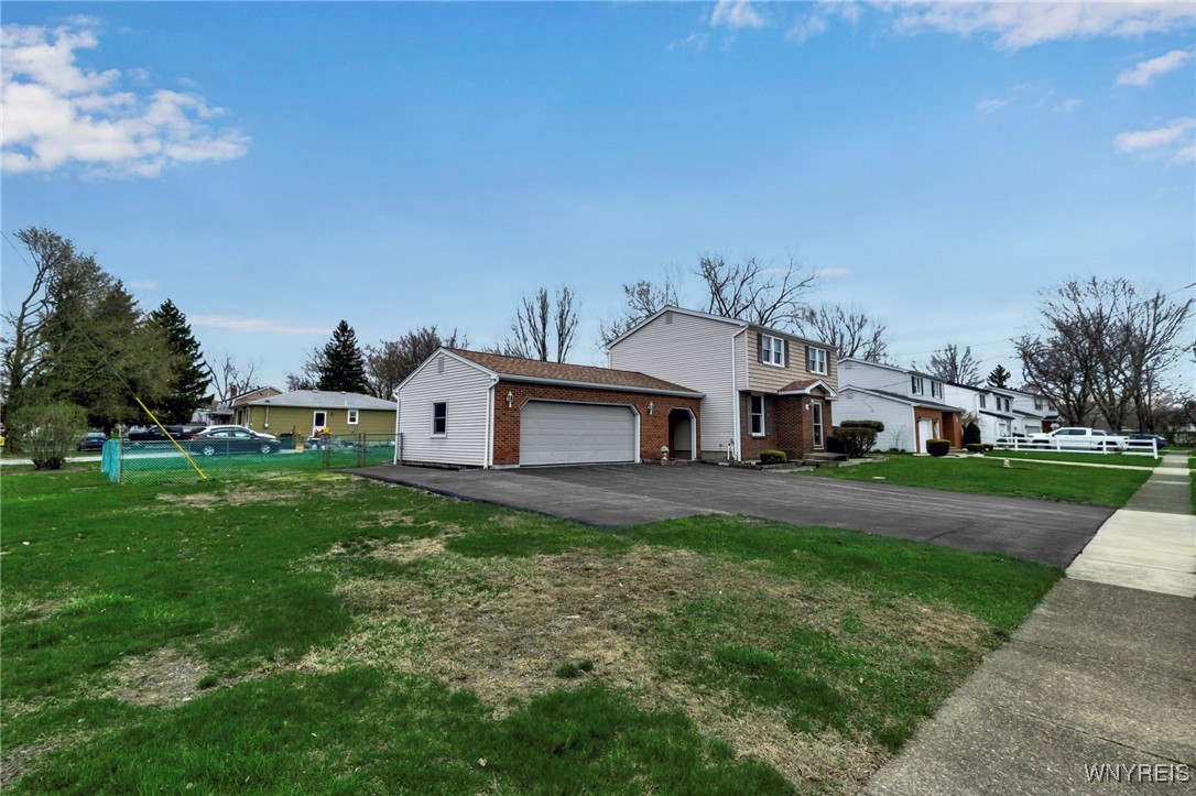 5003 Clarice Drive, Hamburg, New York image 4