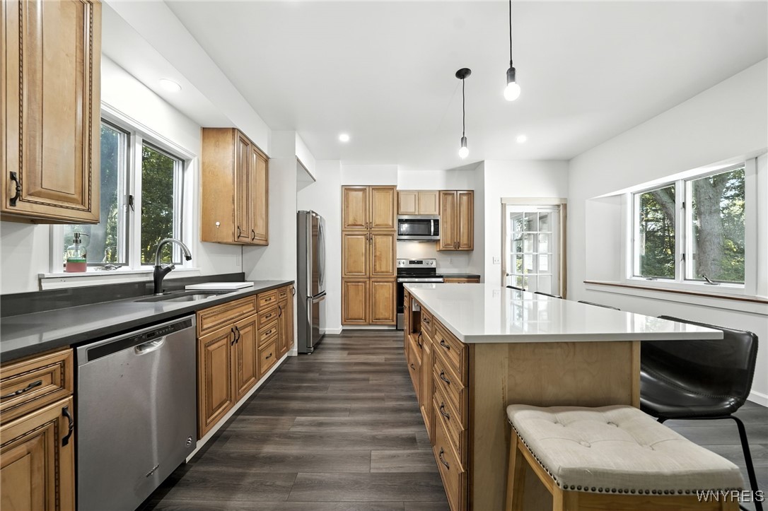 Ridgeway, New York 14103, United States, 4 Bedrooms Bedrooms, ,2 BathroomsBathrooms,Residential,Active,195143