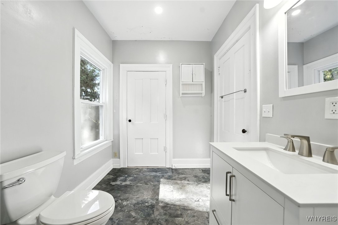 Ridgeway, New York 14103, United States, 4 Bedrooms Bedrooms, ,2 BathroomsBathrooms,Residential,Active,195143