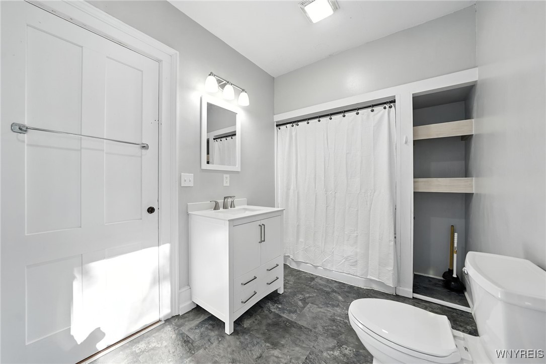 Ridgeway, New York 14103, United States, 4 Bedrooms Bedrooms, ,2 BathroomsBathrooms,Residential,Active,195143