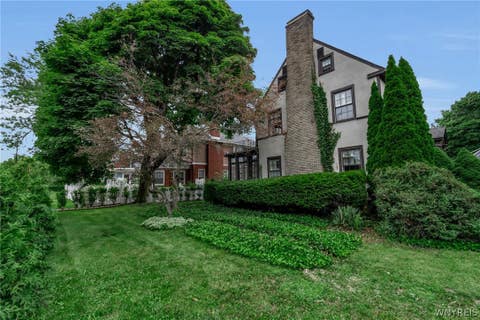 Tiny photo for 2854 Main Street, Buffalo, NY 14214 (MLS # B1694448)