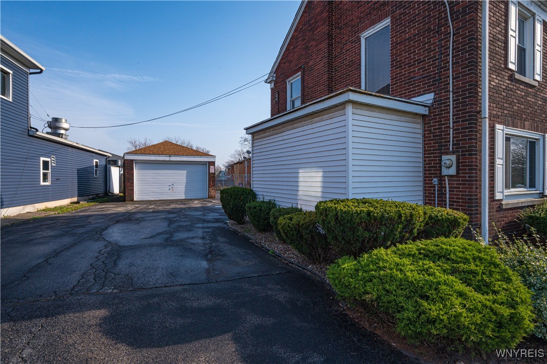 3517 Genesee Street, Cheektowaga, New York image 39