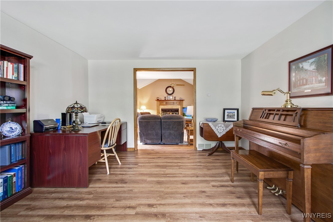 4 Deepwood Place, Lancaster, New York image 11