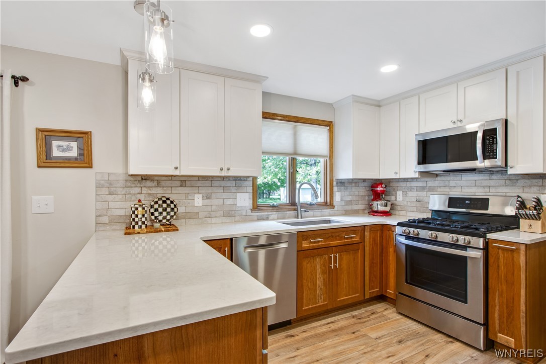 4 Deepwood Place, Lancaster, New York image 7