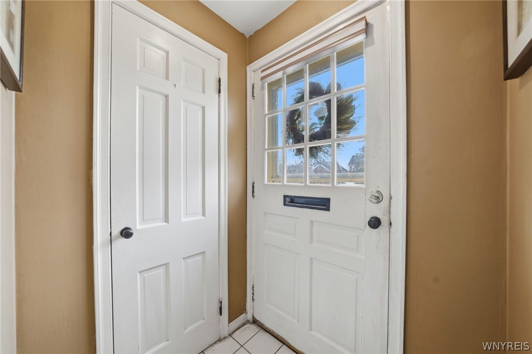 999 Colvin Boulevard