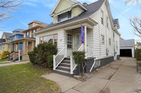 Multifamily For Sale - 138 E Hazeltine Avenue<br/> Erie County, Tonawanda, NY 14217