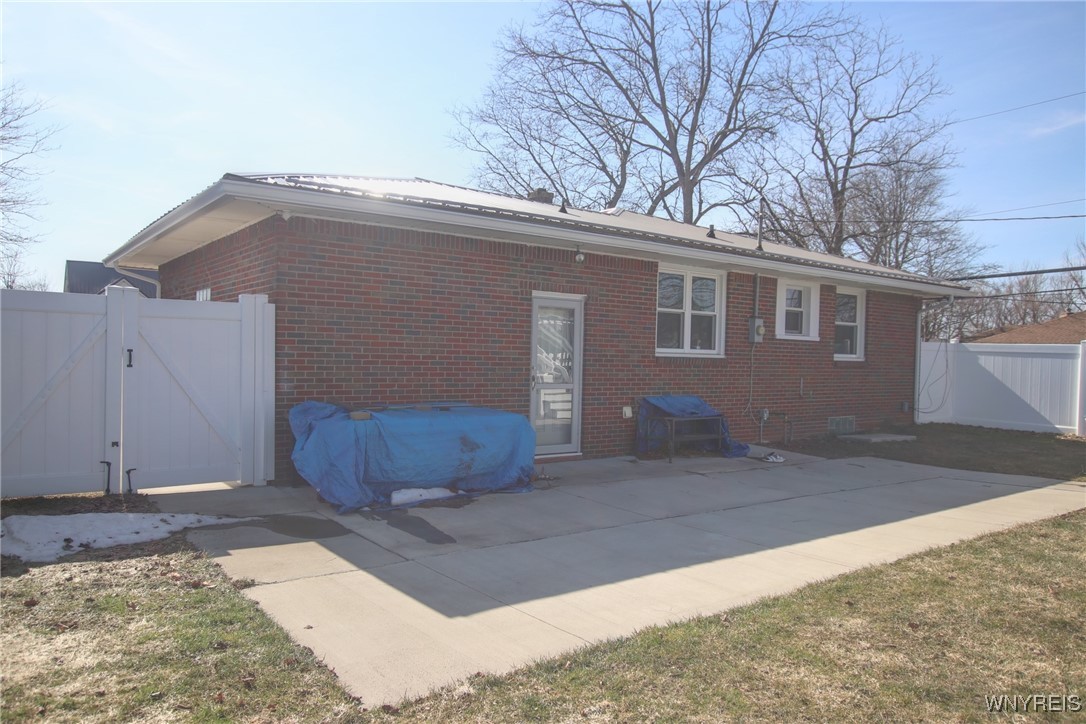 190 W Elmview Avenue, Lackawanna, New York image 8