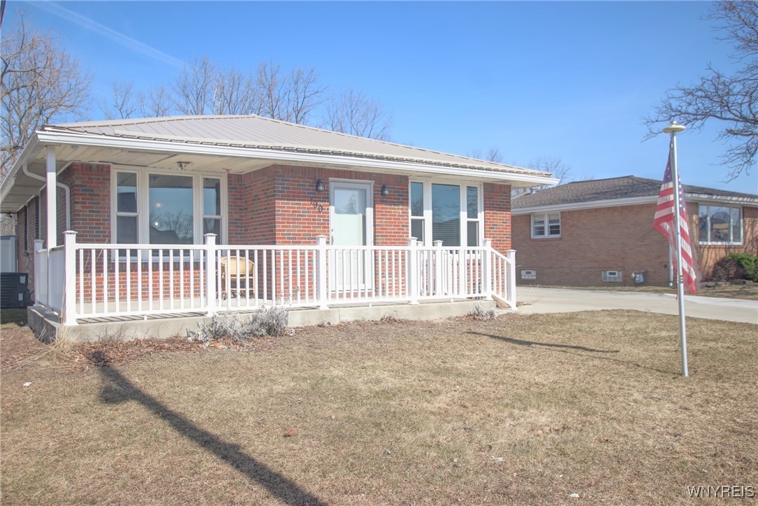 190 W Elmview Avenue, Lackawanna, New York image 2