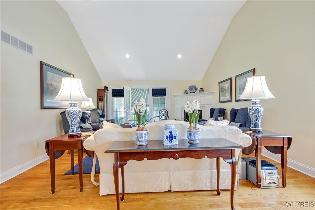 28 Dover Court, Lancaster, New York image 14