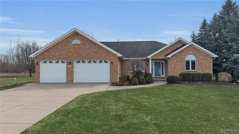 Photo of 5005 Harris Hill Road, Clarence, NY 14221 (MLS # B1669192)