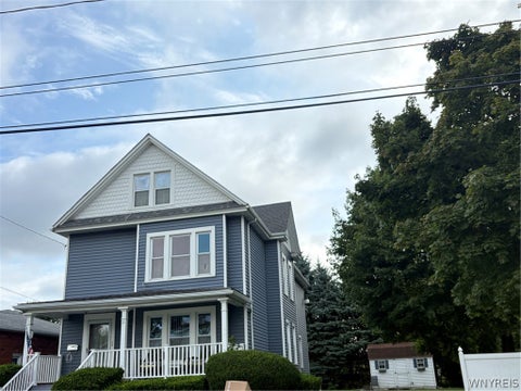 Photo of 139 72nd Street, Niagara Falls, NY 14304 (MLS # B1711545)
