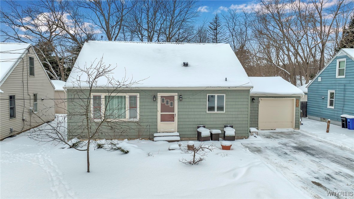 205 N Willow Street, Aurora, New York image 4