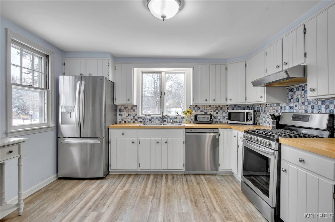 205 N Willow Street, Aurora, New York image 15