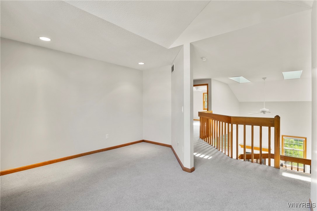 4185 Regents Park, Hamburg, New York image 14