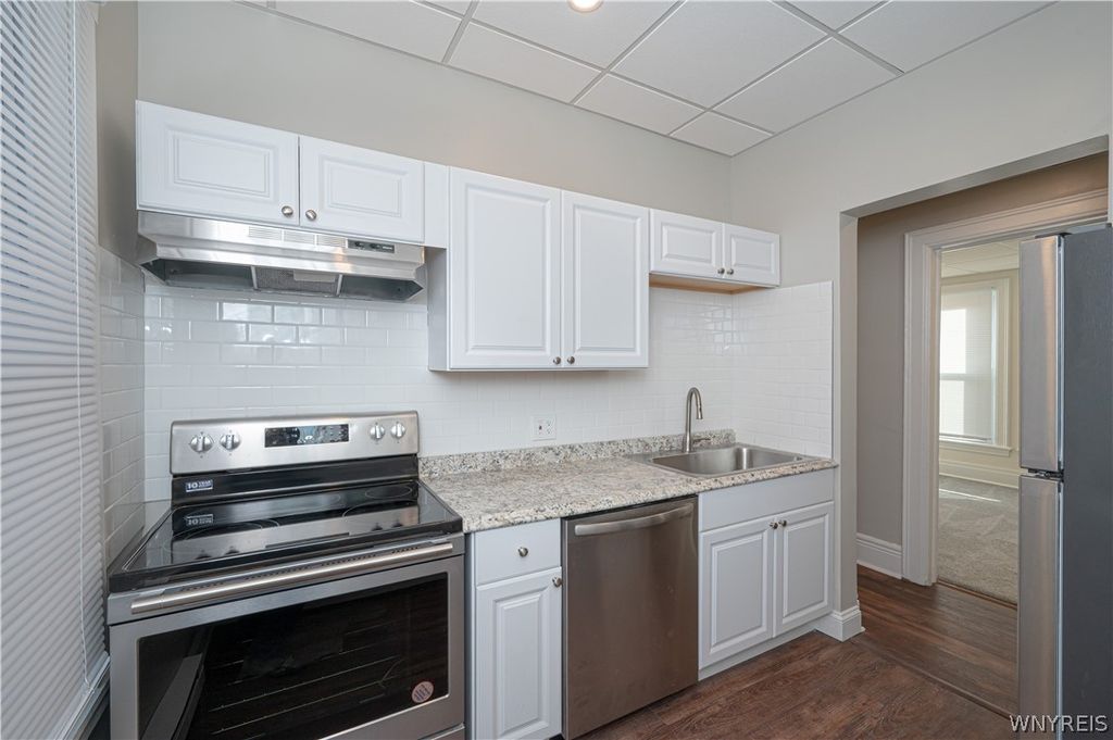 Photo of 2148 Main Unit 3 Street, Buffalo, NY 14214 (MLS # B1677201)